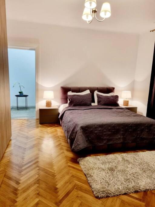 Cozy Apartment Near City Center Βουκουρέστι Εξωτερικό φωτογραφία