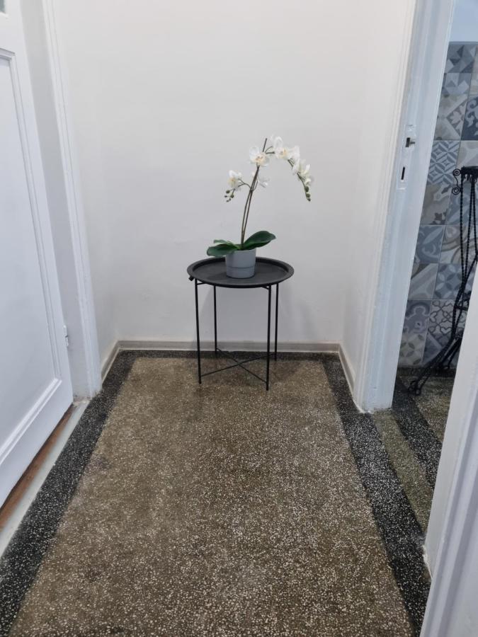 Cozy Apartment Near City Center Βουκουρέστι Εξωτερικό φωτογραφία